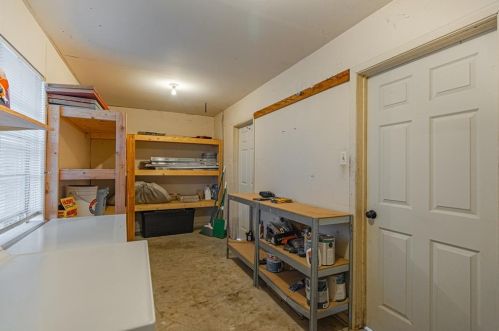 2204 Easley Cir, Huntsville TX 77320-9216 exterior