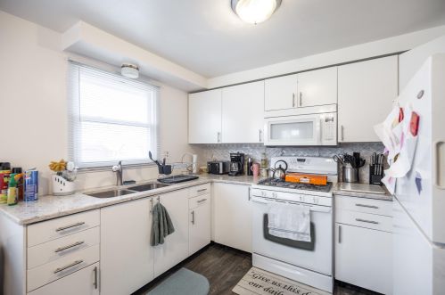 2912 53, Milwaukee WI 53210-1615 exterior