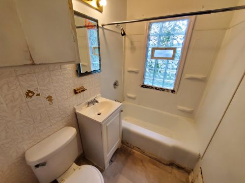 5059 51st Blvd, Milwaukee WI  53218-4330 exterior