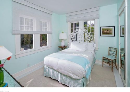 356 11 Ave, Naples FL 34117-4164 exterior