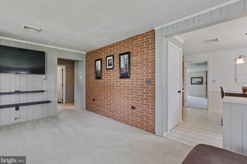 35 Pennsylvania Ave, Littlestown PA exterior