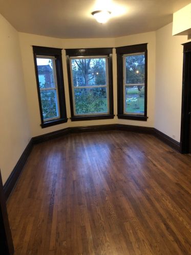 5257 Emerald Ave, Chicago, IL 60609-6112