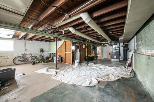 3657 Artesian Ave, Chicago IL 60645-5301 exterior