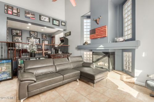 2122 Apache Rain Rd, Phoenix AZ  85085-5084 exterior