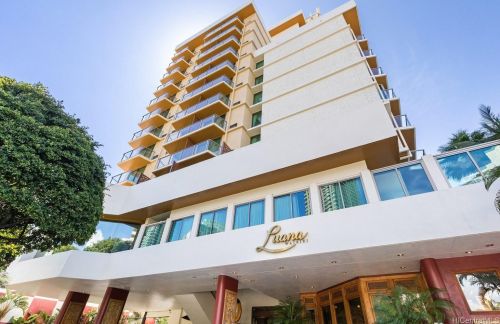 2045 Kalakaua Ave, Honolulu HI 96815-5118 exterior