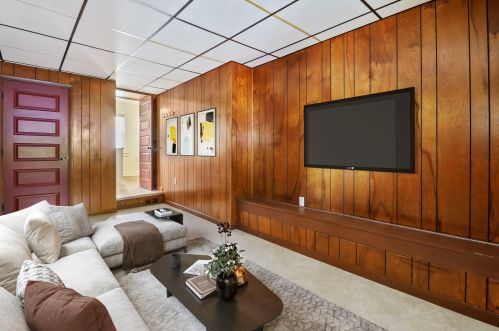 2328 85, Milwaukee WI 53226-1909 exterior