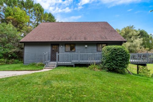 7321 County Road Ls, Manitowoc WI 54220-8881 exterior