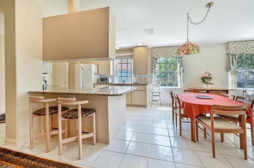 3592 El Verdado Ct, Naples FL 34109-1303 exterior