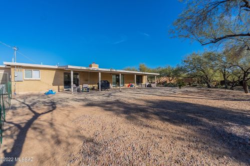 1959 Omar Dr, Tucson AZ  85704-1242 exterior