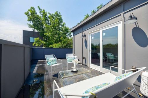 925 Garibaldi St, Atlanta GA  30310-3133 exterior