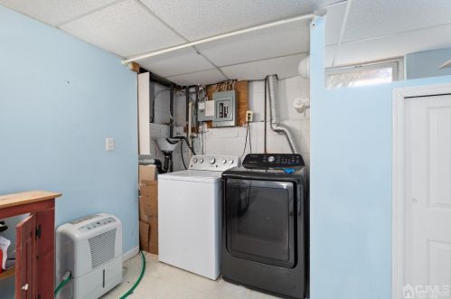 124 Exeter Ct, Piscataway NJ  08854-2178 exterior