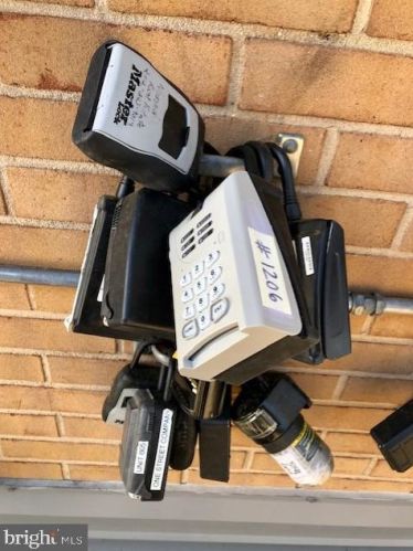 2030 Adams St, Arlington VA 22201-3749 exterior