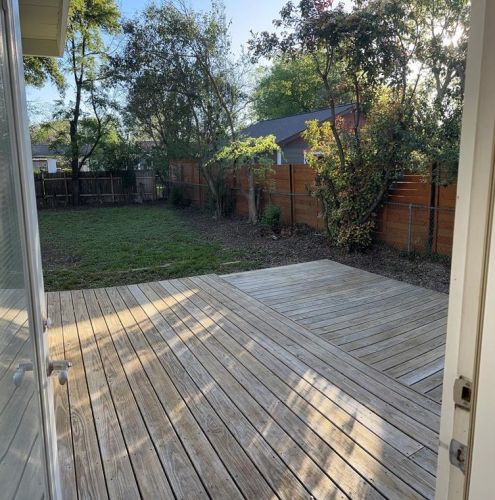 2007 Alegria Rd, Austin TX  78757-3218 exterior