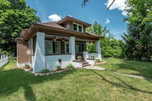 3723 Coit Ave, Grand Rapids, MI 49525-2119