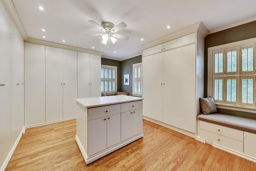 5913 Kenneth Ave, Chicago IL 60803-2131 exterior