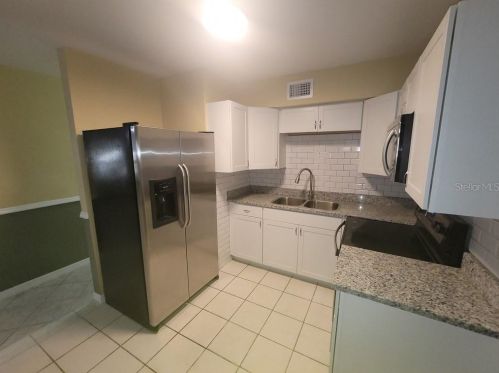 3005 26th Ave, Tampa FL  33605-1438 exterior