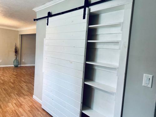 5007 Keyes Dr, Kalamazoo MI  49004-1572 exterior