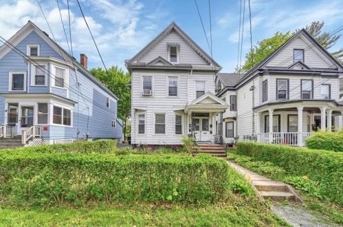 12 Parker Ave, Poughkeepsie NY  12601-1927 exterior