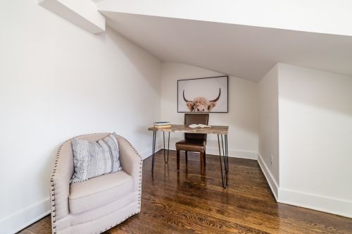 7225 Bennett Ave, Chicago IL  60649-2905 exterior