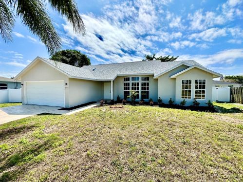 2778 District Ave, Fort Pierce FL  34953-5831 exterior