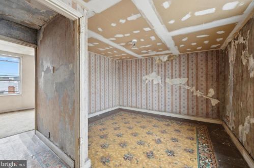 3022 Edgemont St, Philadelphia PA 19134-5048 exterior