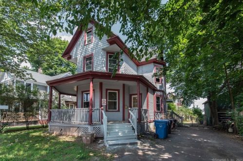 11 Dewey St, New Britain, CT 06051-2007