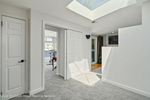 1231 Fleming Ave, Point Pleasant Beach NJ 08742-4040 exterior