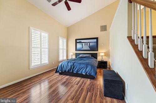 4659 Lambert Dr, Alexandria VA  22311-4942 exterior