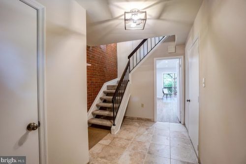 717 Twin Holly Ln, Silver Spring MD 20910-4665 exterior