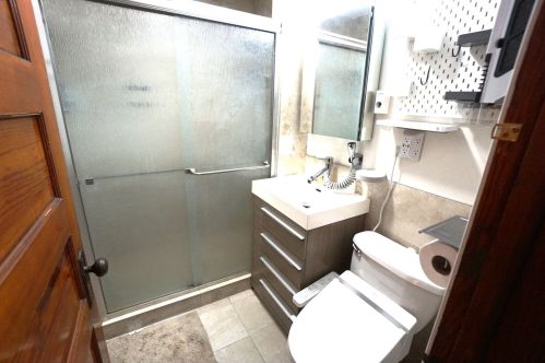 1622 Rockwell St, Chicago IL 60647-5218 exterior