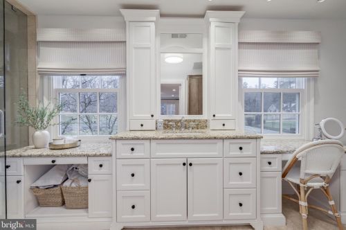 8701 Belmart Rd, Rockville MD  20854-1610 exterior