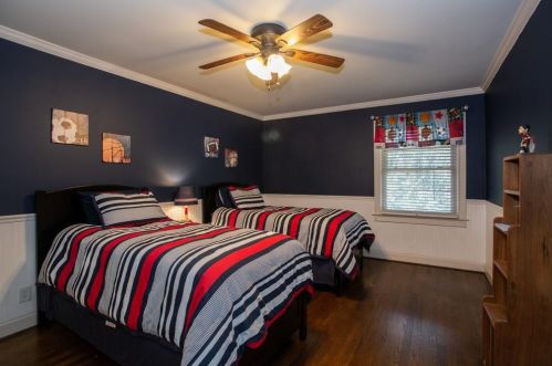 1401 Council Blf Dr, Atlanta GA 30345-4133 exterior