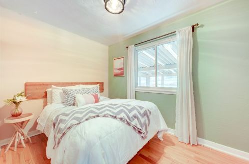 210 Johnston Rd, Pittsburgh PA  15241-2555 exterior