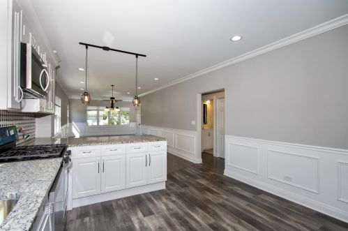 10859 Eggleston Ave, Chicago IL  60628-3221 exterior