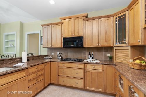 2120 Timberline Trl, Bull Valley IL 60098-8782 exterior