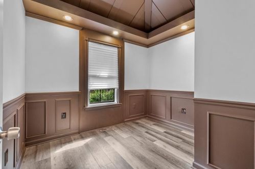 511 Shelbourne Ave, Pittsburgh PA 15221-2617 exterior