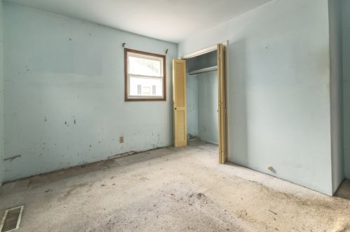 2105 Capri Ave, Joliet IL 60436-1111 exterior