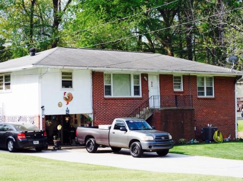 2335 Clyde Dr, Atlanta, GA 30341-2321