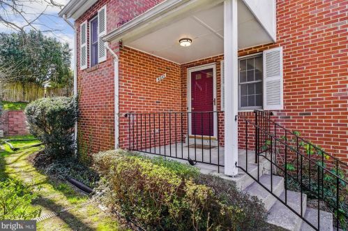 10865 Lockwood Dr, Silver Spring, MD 20901-1552