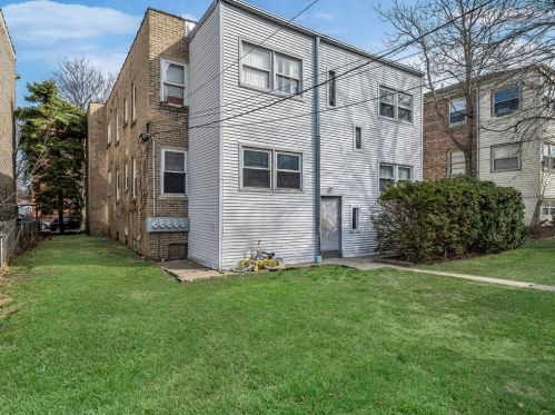 2613 Rascher Ave, Chicago IL 60625-3213 exterior