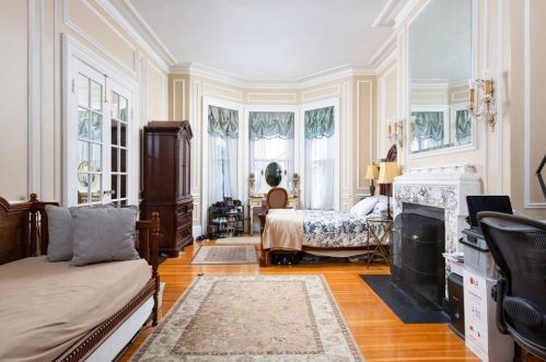 11 Hereford St, Boston MA exterior