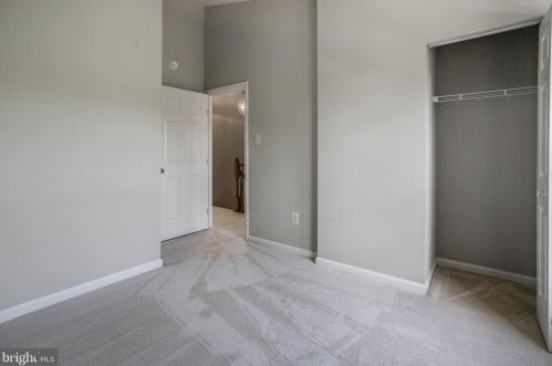 13504 Hayworth Dr, Rockville MD  20854-6395 exterior