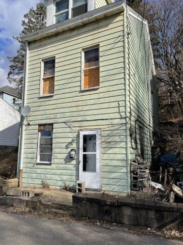 3204 Mitchell St, Pittsburgh PA exterior