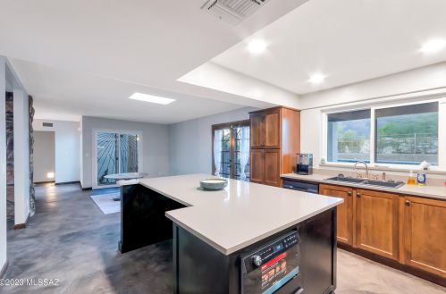 4701 Camino Gacela, Tucson AZ  85718-6813 exterior