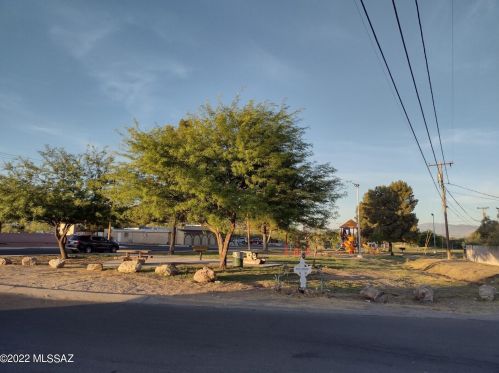 1864 Calle Sombrero, Tucson AZ 85713-2627 exterior