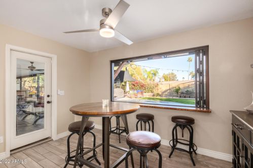 11605 37 Pl, Phoenix AZ 85050-2699 exterior