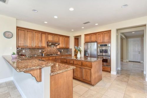 5046 Courtney Way, Folsom CA  95762-5478 exterior