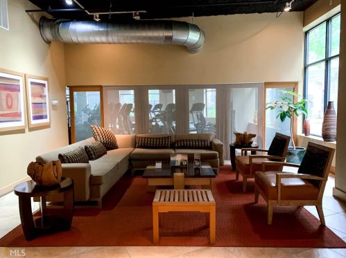 400 17th St, Atlanta GA 30363-1045 exterior