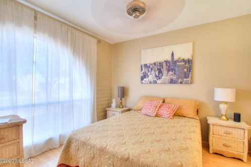 320 Paseo Chuparosas, Green Valley AZ 85614-3303 exterior