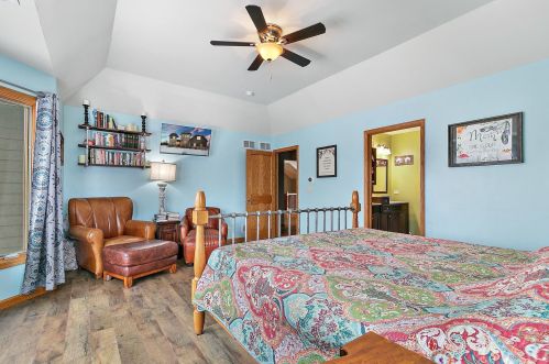 2309 Timberline Trl, Bull Valley IL 60098 exterior